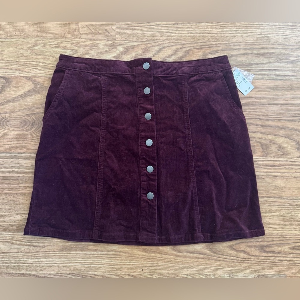 Maurice’s Burgundy Corduroy Button-Front Skirt - NWT! - Size 12
